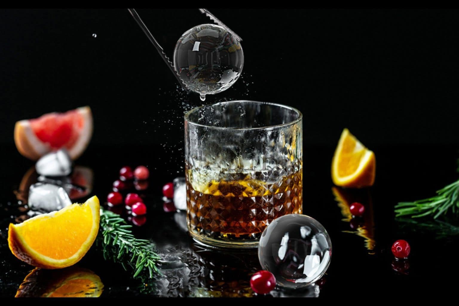 How To Choose The Perfect Ice Mold For Whiskey